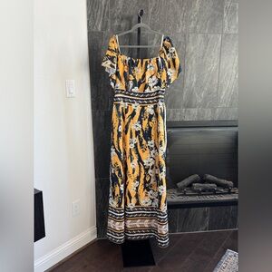 Soieblue Size 1XL Maxi Dress Blue and Yellow NWOT